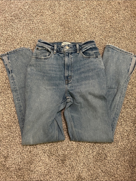Abercrombie & Fitch Denim - Abercrombie 90s Straight Ultra High Rise